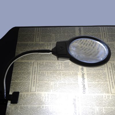 Lighted Magnifying Glass