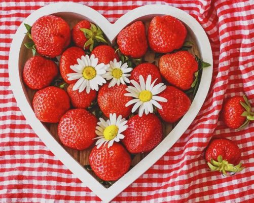 strawberries in heart bowl shape paint by numbers