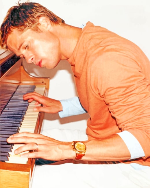 Brad Pitt Playing Piano paint by numbers