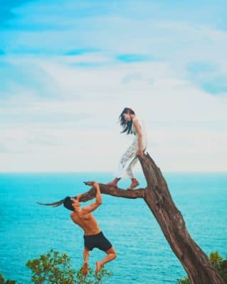 A Couple In The Ocean paint by numbers