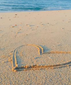 Heart Drawn On Sand painting by numbers