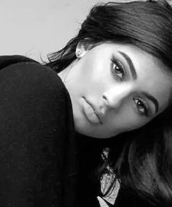 Black And White Kylie Jenner paint by numbers